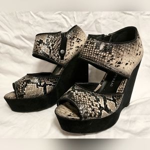 Faux Snakeskin Wedges